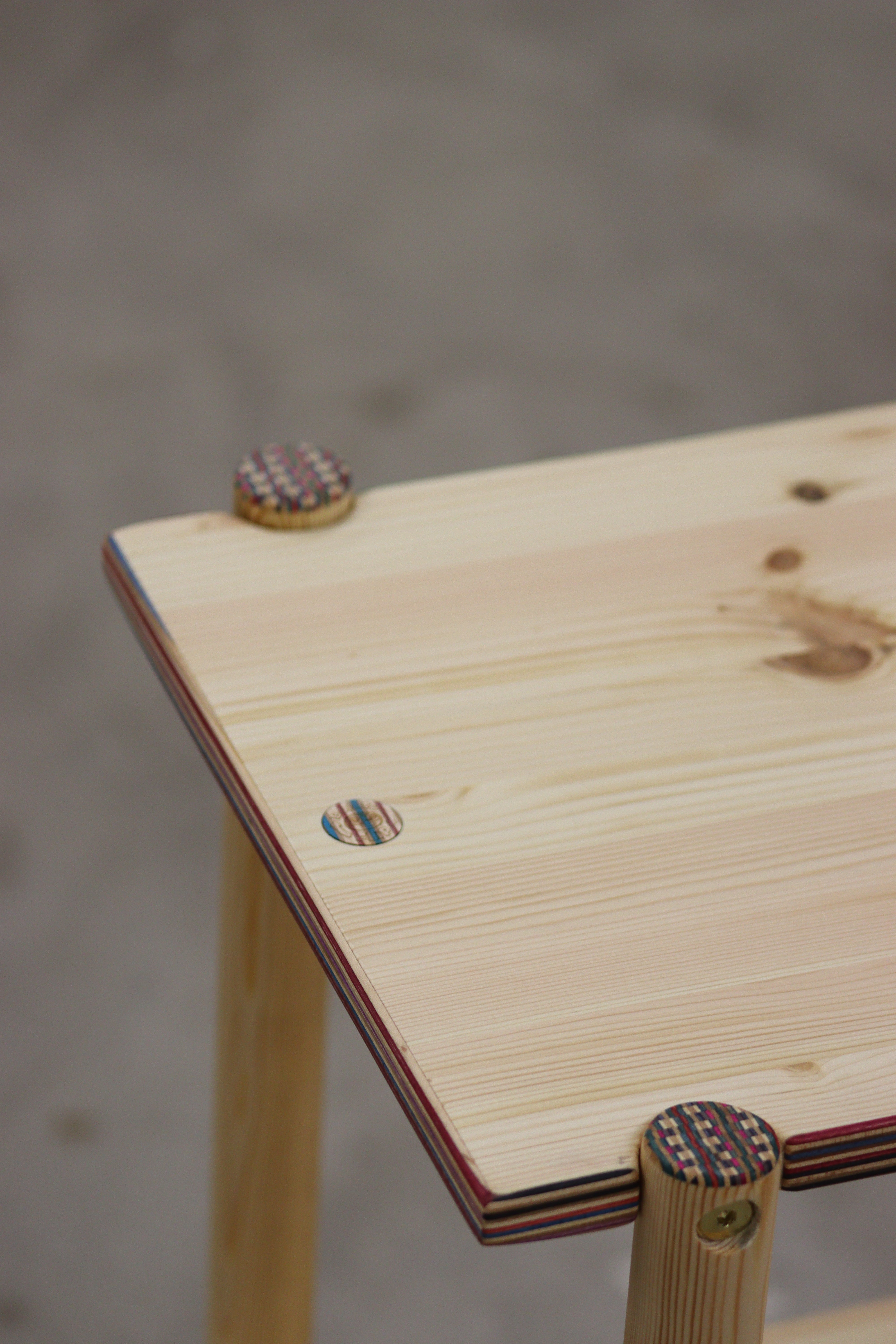 Bookshelf (Pine x Skateboards)