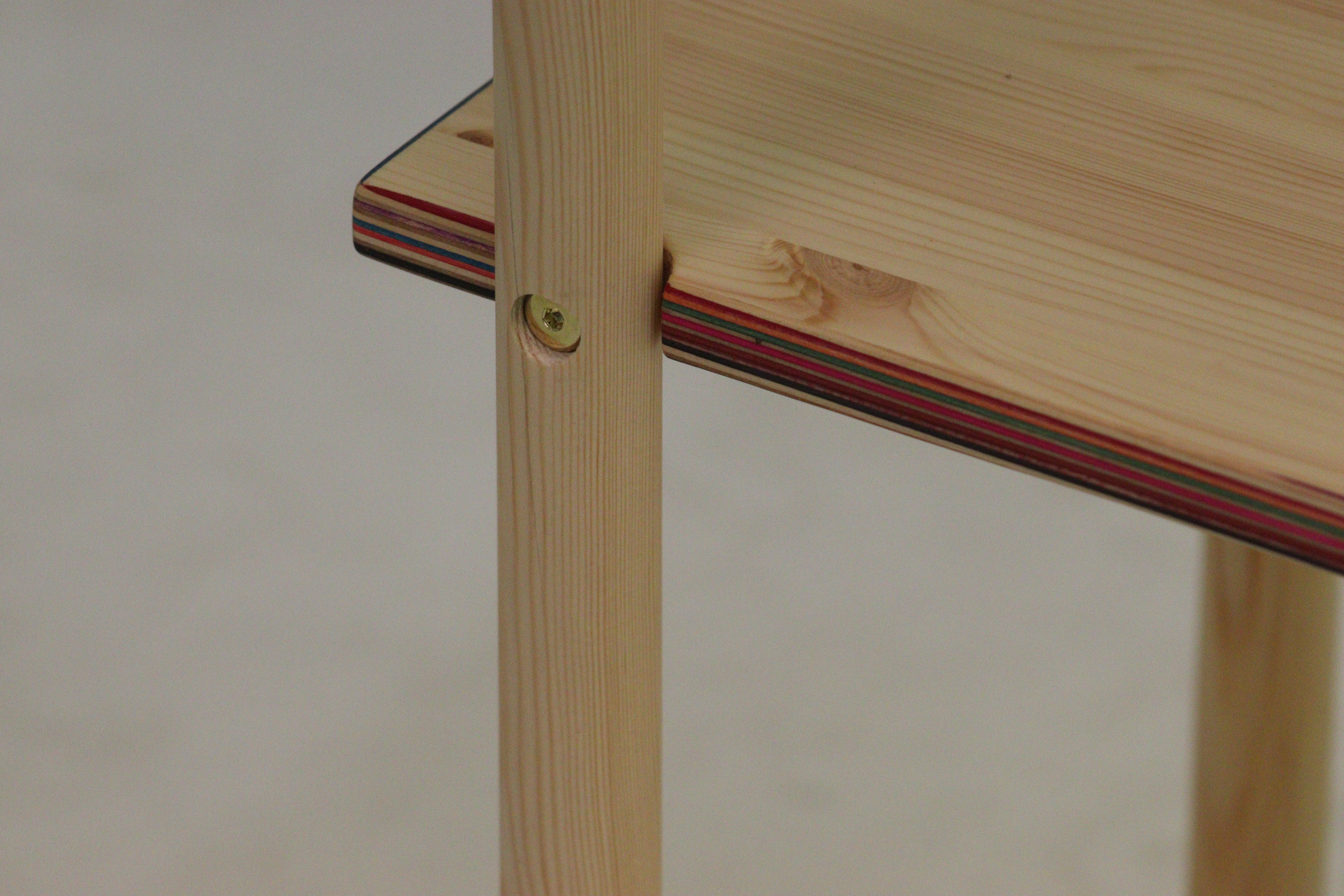 Bookshelf (Pine x Skateboards)